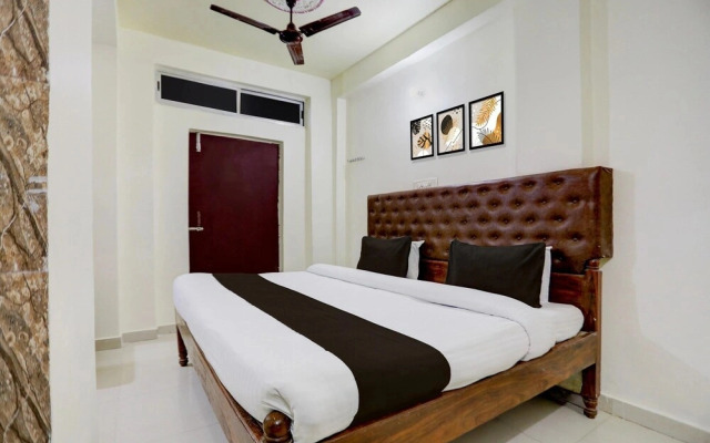 Deluxehotel Home Town