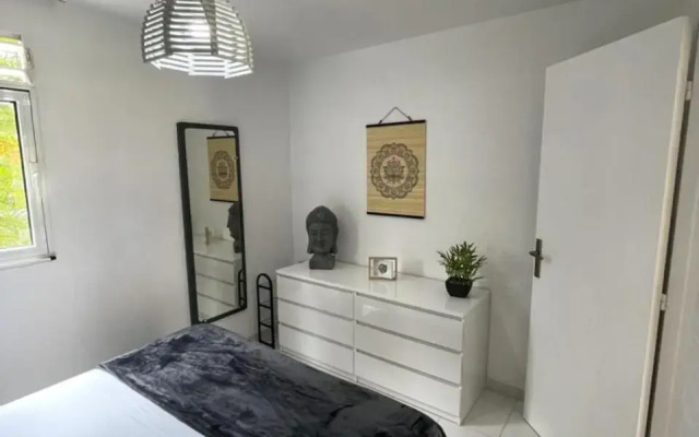 Appartement T2 Route Des Salines