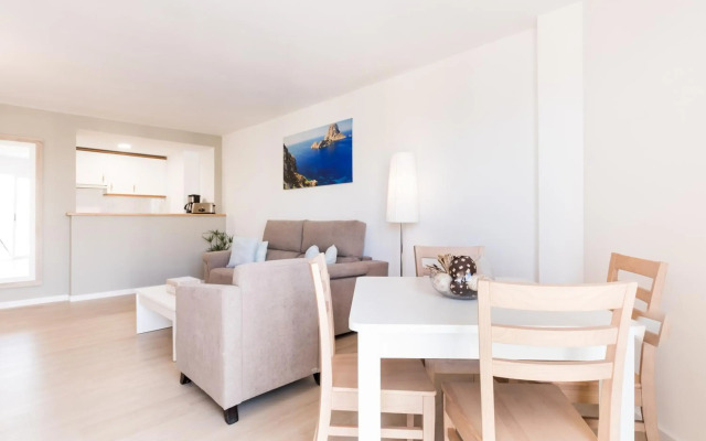 Marina Palace Apartments