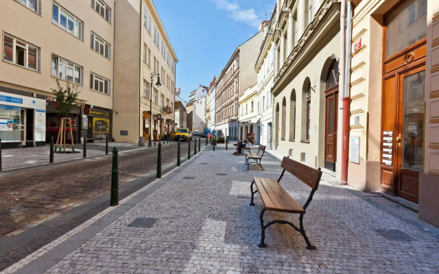 Lovely Prague Apartments