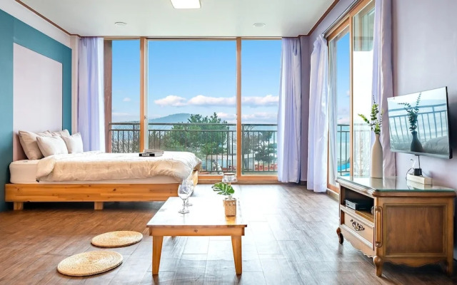 Daebudo Green Beach Pension