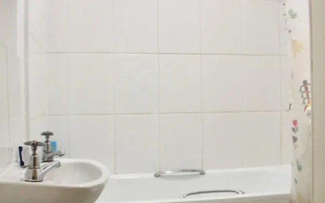 Central Marchmont 3 Bedroom Flat