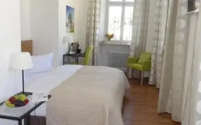 Arkadenhotel im Kloster