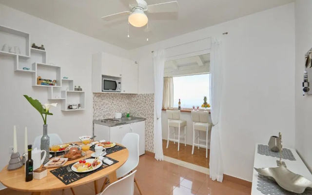 Bahari Apartment