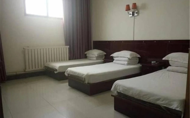 Yijia Hotel