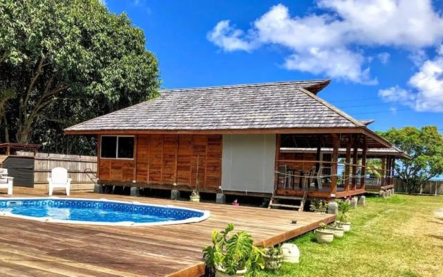 Raiatea - Nautilus Bungalow Pool