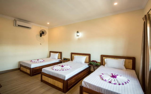 Seng Hout Hotel