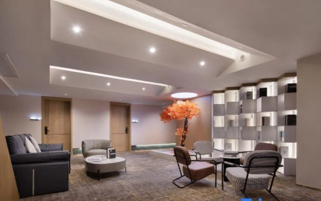 pure clouds Hotel