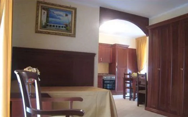 Pino Hotel
