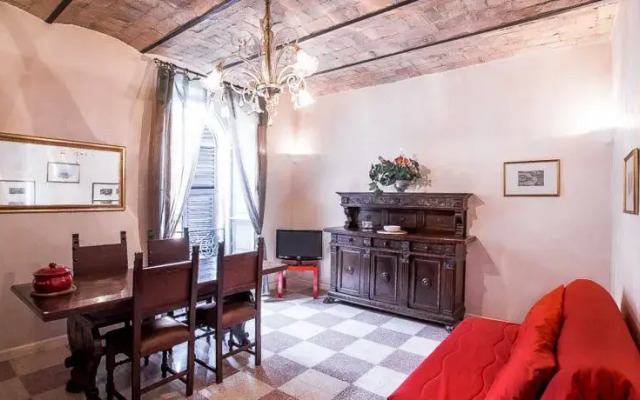 Borgo Pio Halldis Apartments