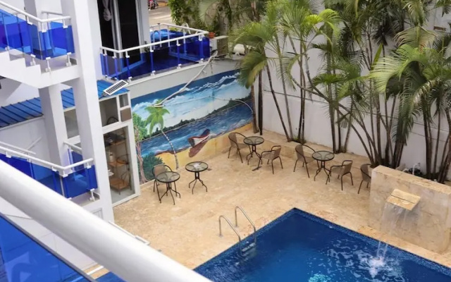 Nouveau Condo Près de Tout Plage Épicerie 203