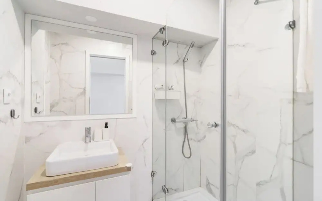 Bellu Studios & Suites