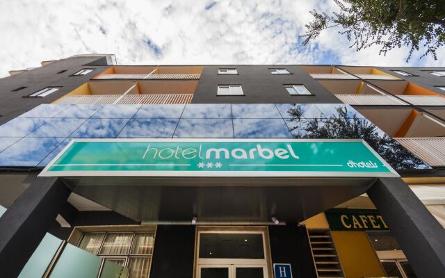 Hotel Marbel вид на фасад