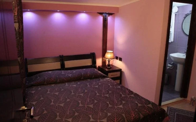 Guesthouse Bujtina Leon
