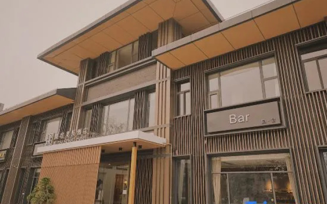 Suzhou Yinsu Resort Hotel