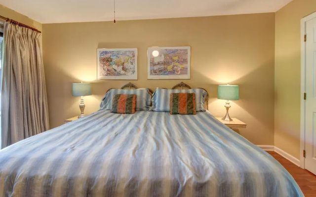 Chattahoochee River Edge Condominiums