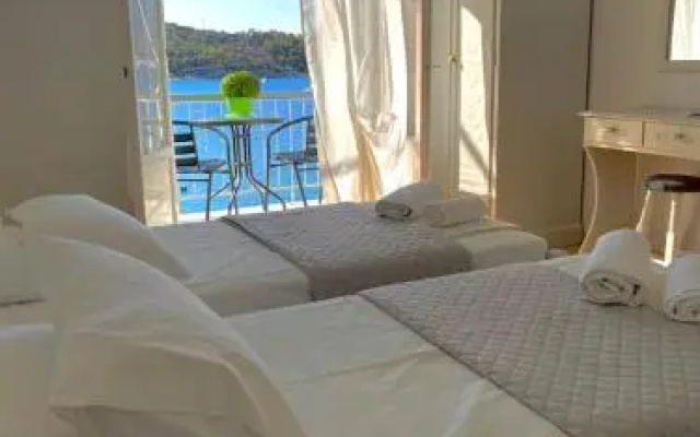 Aparthotel 4 stars Poros