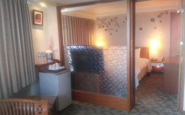 Bowa Hotel
