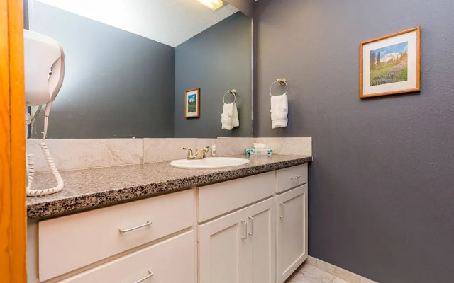 Pines #2059 - 2 Br Condo