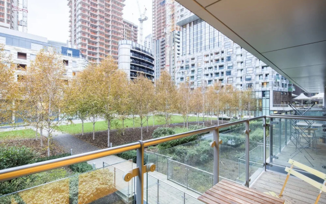 Modern Apt. in the Heart of Docklands