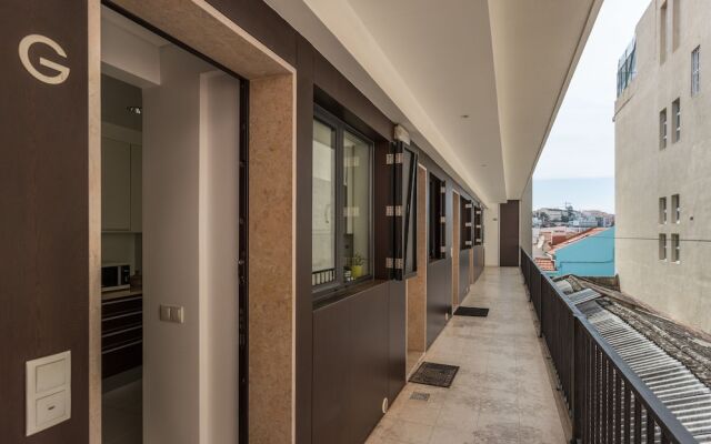 Апартаменты Rossio Penthouse Three-Bedroom Apartment w/ River View and Parking - b вид на фасад