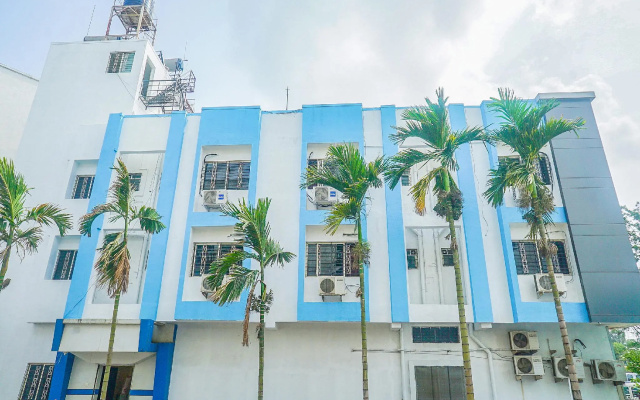 OYO 13583 Hotel Paradise Inn