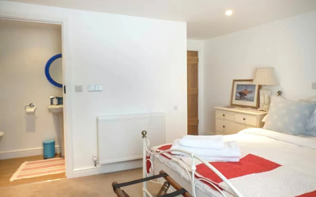 The Wearne Cottage