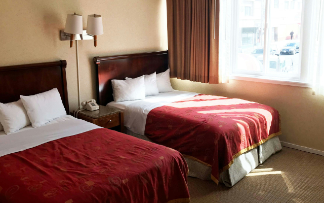Pacific Heights Inn