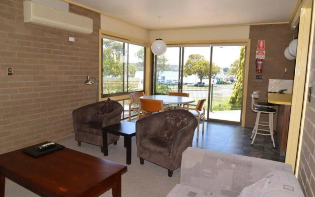 Emmanuel Holiday Apartment
