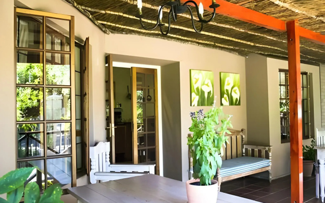 Lily Guesthouse