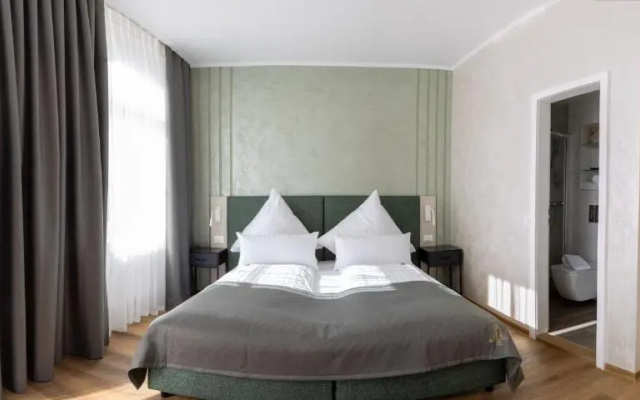 Boutiqe-Hotel Weisses Haus ART