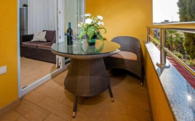 Pimlico Apartment