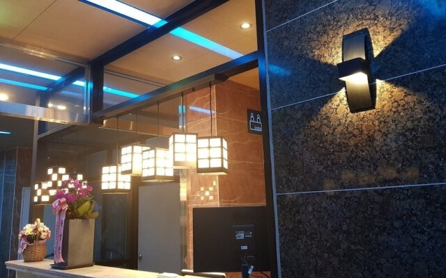 Отель MG Hotel Jonggak Южная Корея, Сеул - отзывы, цены и фото номеров - забронировать отель MG Hotel Jonggak онлайн вид на фасад