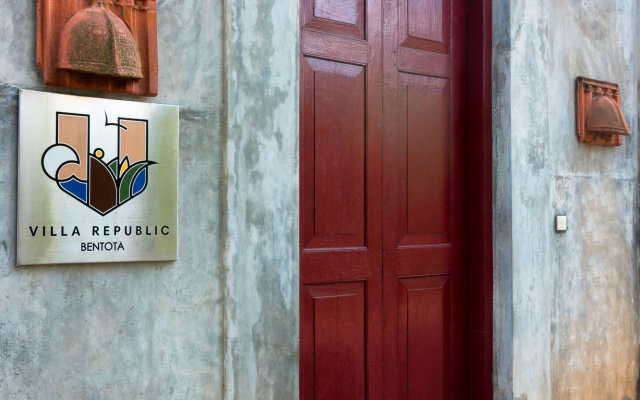 Отель Villa Republic Bentota Шри-Ланка, Бентота - отзывы, цены и фото номеров - забронировать отель Villa Republic Bentota онлайн вид на фасад