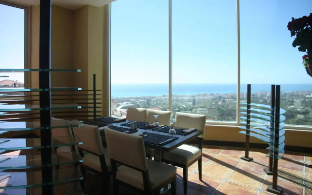Goldcity Hotel