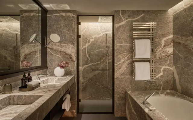 The Florentin by Althoff Collection