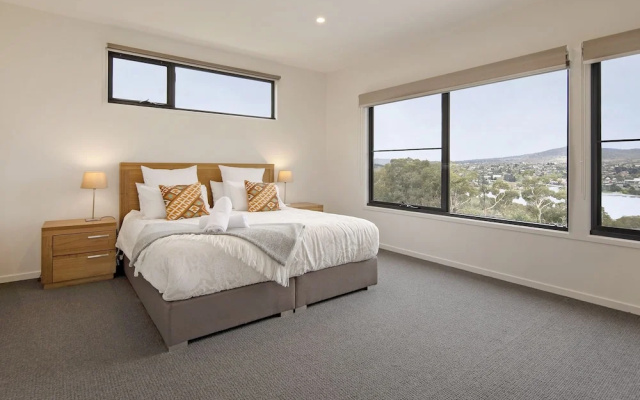 Mountview 43