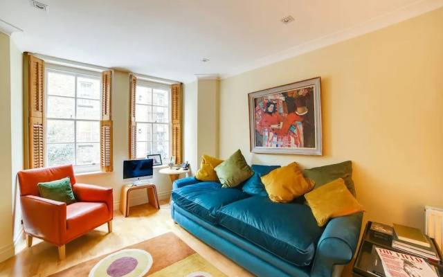 Bright Spacious 2BR Home Near Victoria