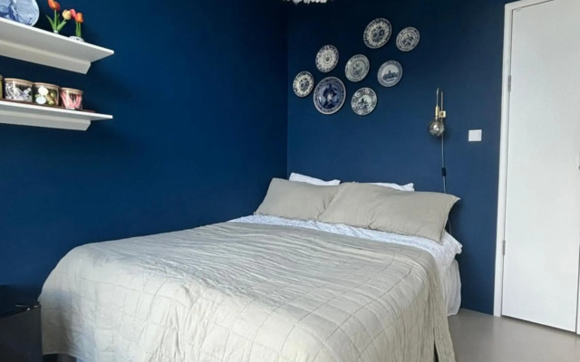 Lovely small apartment in 'De Pijp'