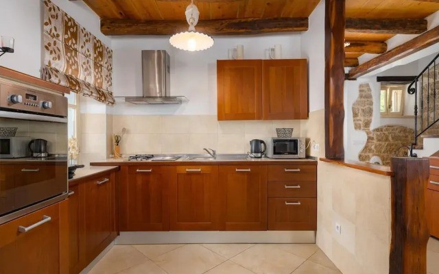 Villa Ida With View