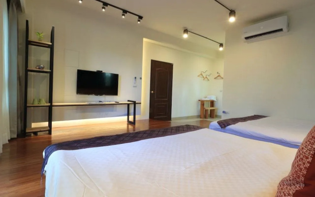 Yoho Villa