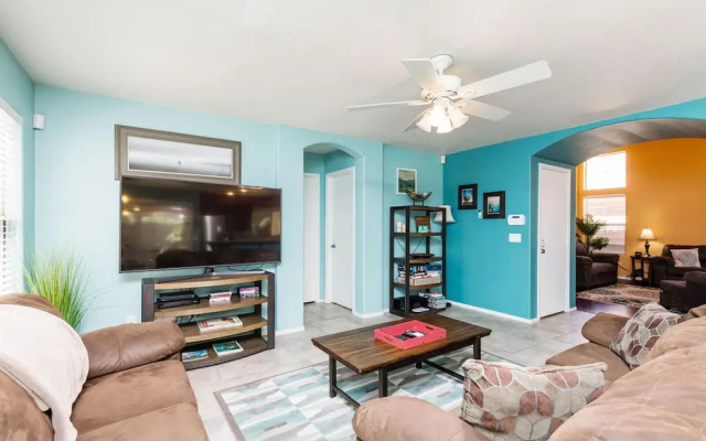 Chandler Oasis - 4 Bedroom by Casago