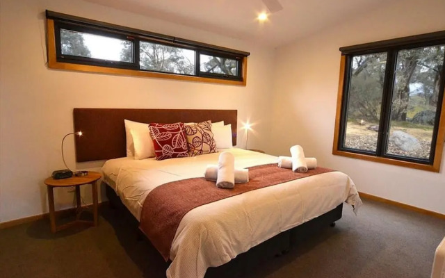 Oaks Lake Crackenback Resort