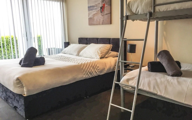 Chaddesley Glen Apartments - DHH