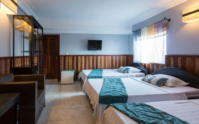 Le Tigre Hotel