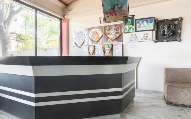 Oyo 36398 Hotel Balaji