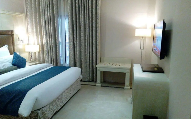 Chinar Family Resort