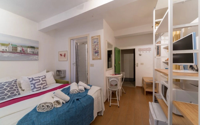 Vaniglia Studio in Porcellana