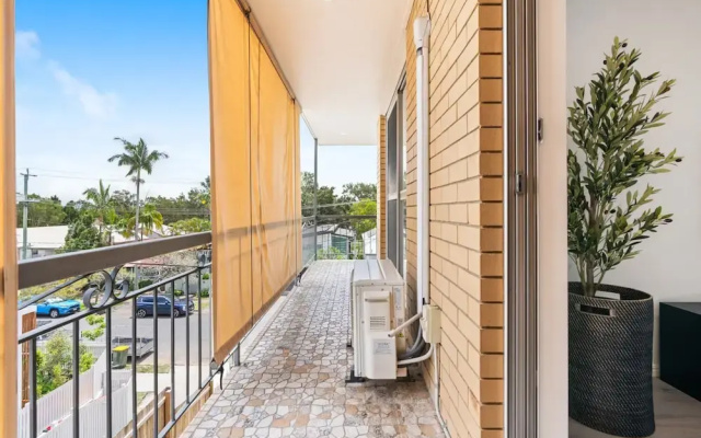Elegant 2-bed With Balcony by Parks and Amenities