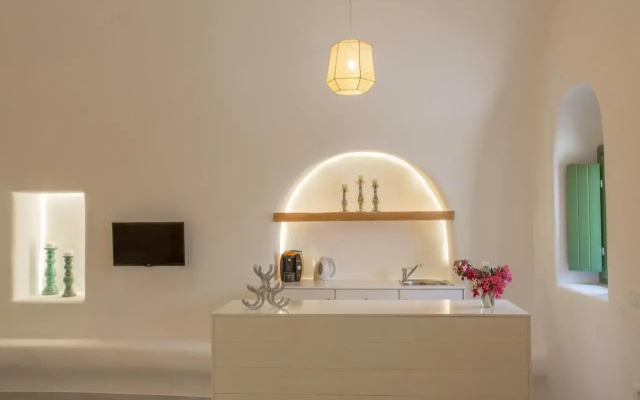 Ayoba Santorini
